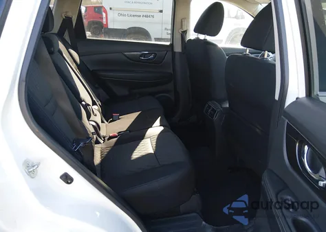 2018 Nissan Rogue Sv z USA, uszkodzony, nr VIN 5N1AT2MV1JC820564